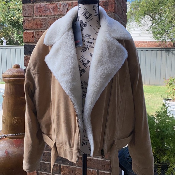Levi’s Cocoon Bomber Trucker Jacket in goat suede w/soft Sherpa lining. - Picture 6 of 15